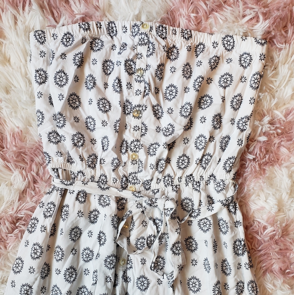 Old Navy- White and Black Strapless Maxi Dress